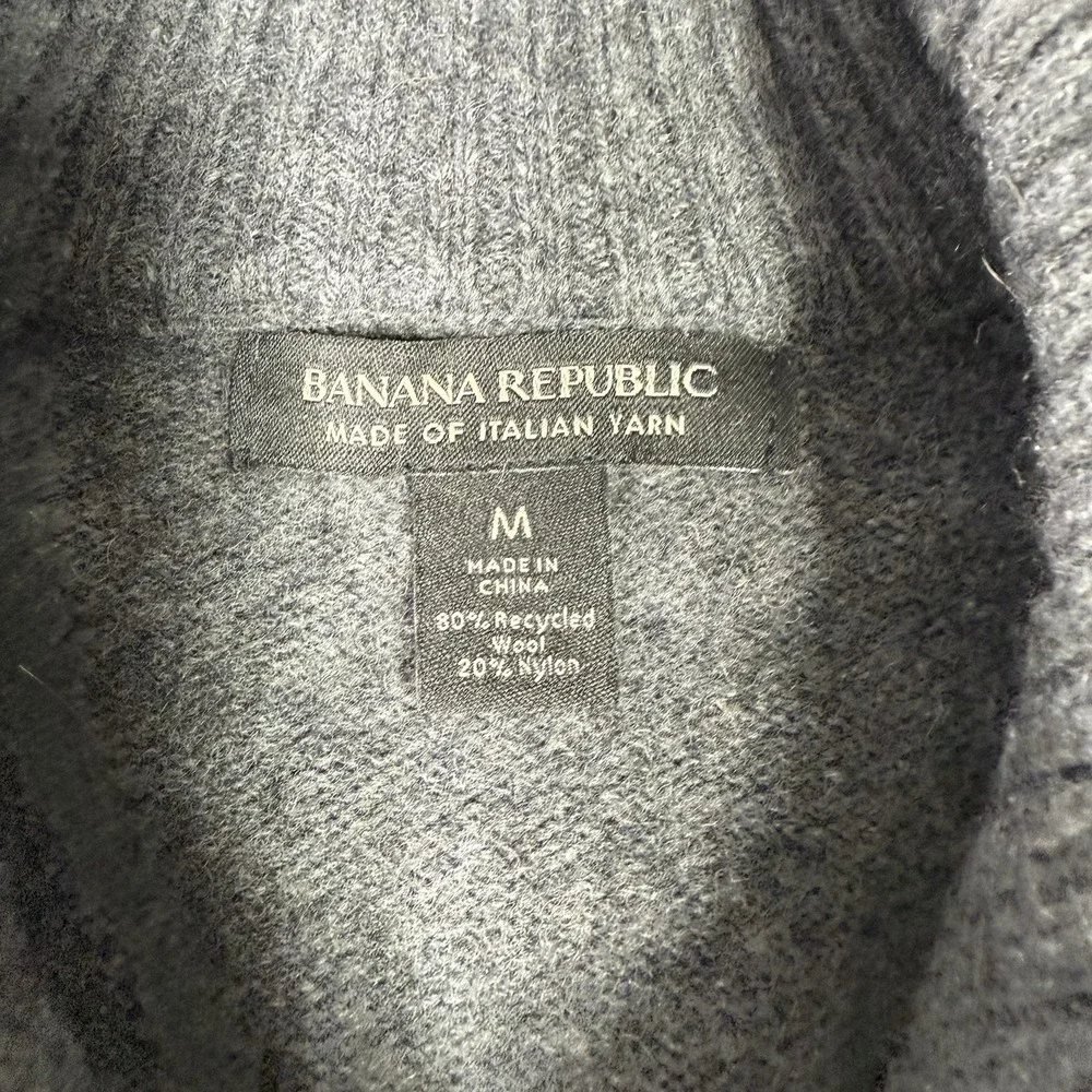 BANANA REPUBLIC Sweater Jacket Mens‎ Medium Gray Italian Yarn Wool Striped Soft